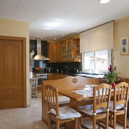 וילה Togo *